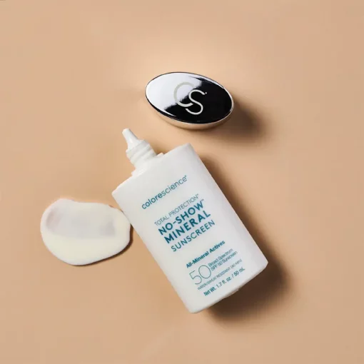 Прозорий мінеральний сонцезахисний флюїд ColoreScience Total Protection No-Show Mineral Sunscreen SPF 50 50 мл